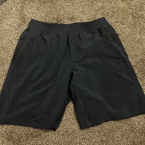 Fabletic men shorts lined